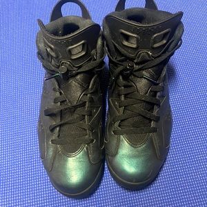 Jordan 6’s, size 11, used.